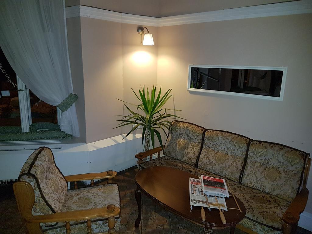 פארדוביצה Siesta Rodinny Resort מראה חיצוני תמונה